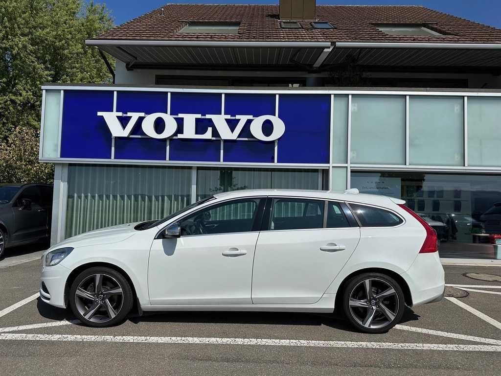 Volvo  3.0 T6 R-Design AWD