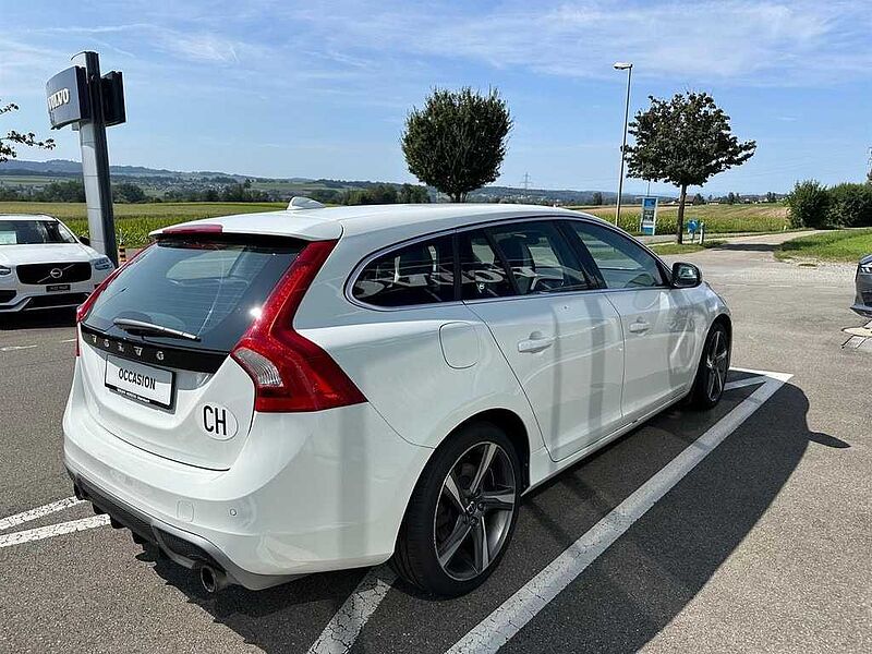 Volvo  3.0 T6 R-Design AWD